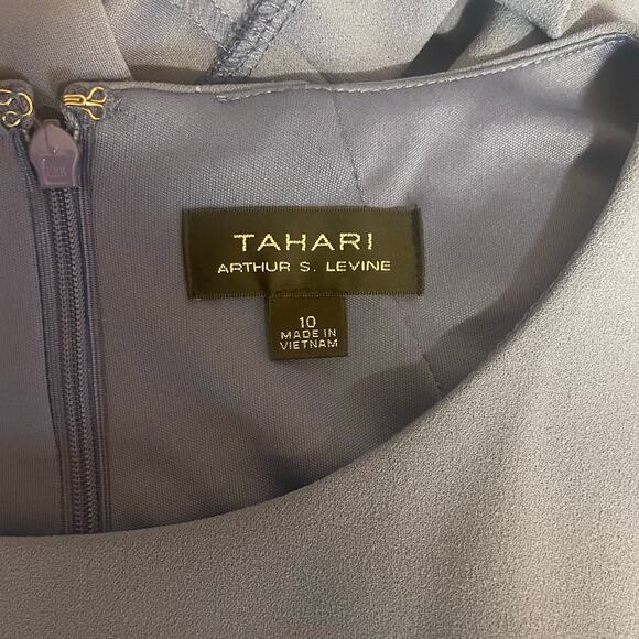 NWT Tahari periwinkle fit-and-flare dress bow front size 10 poly blend RV $99 - Picture 4 of 7
